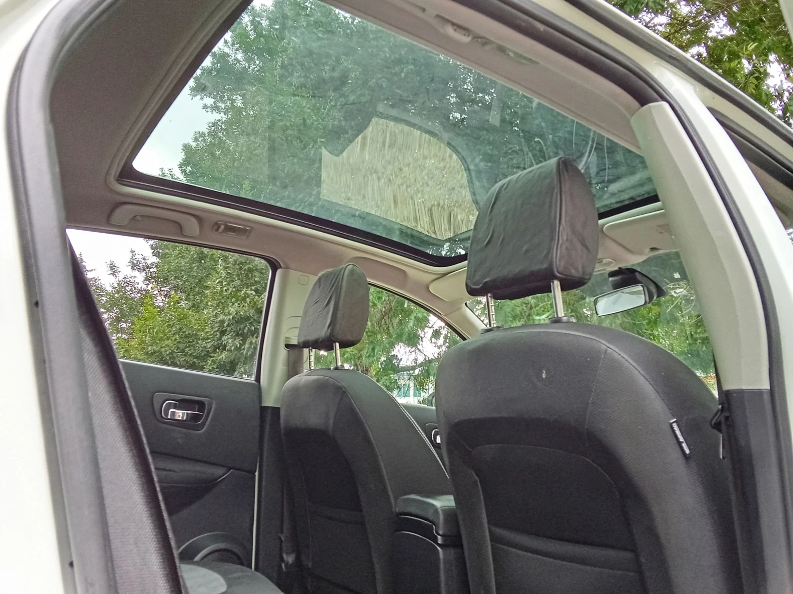 Nissan Qashqai 1.5 dci-PANORAMA, снимка 17 - Автомобили и джипове - 55411704