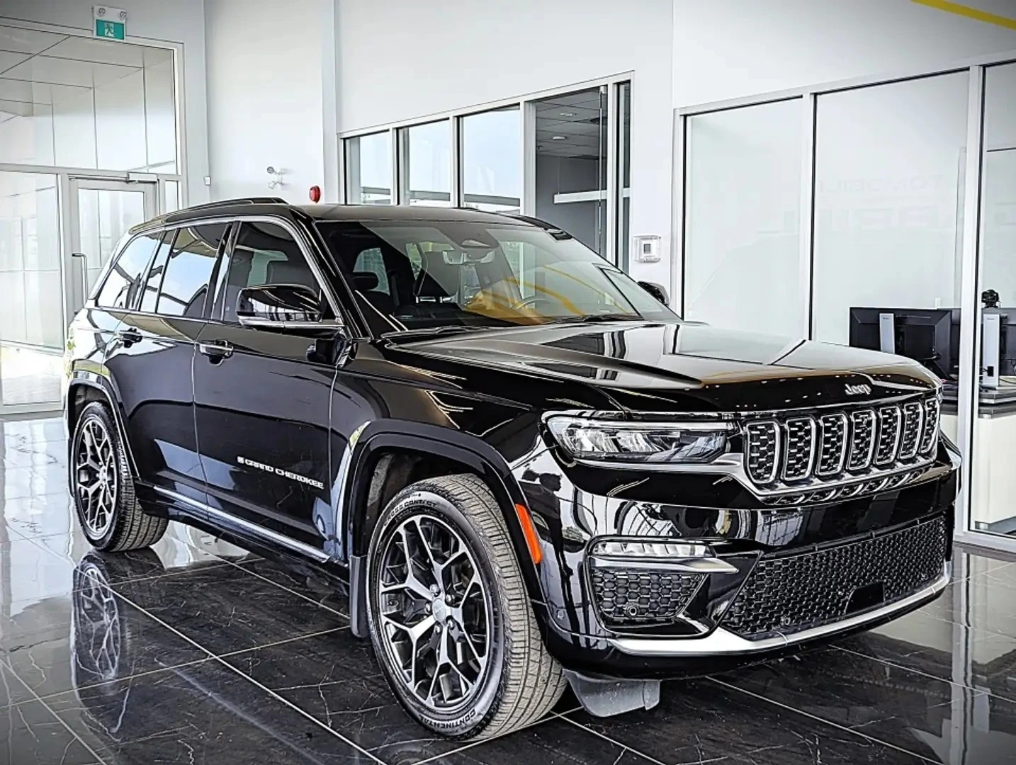 Jeep Grand cherokee SUMMIT ���� �� �������� ���������� | Mobile.bg � ����������� 2