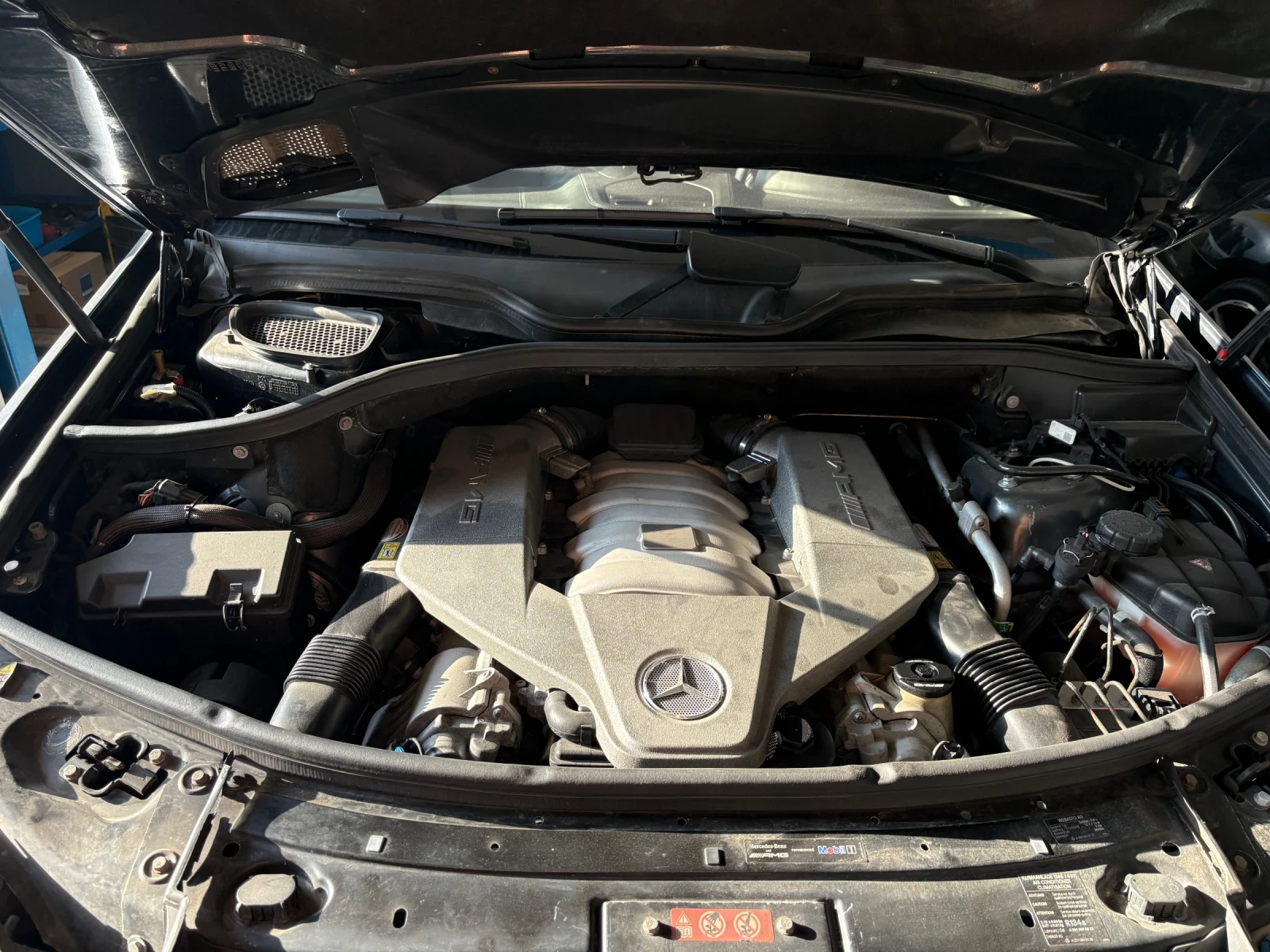 Mercedes-Benz ML 63 AMG, снимка 9 - Автомобили и джипове - 56272729