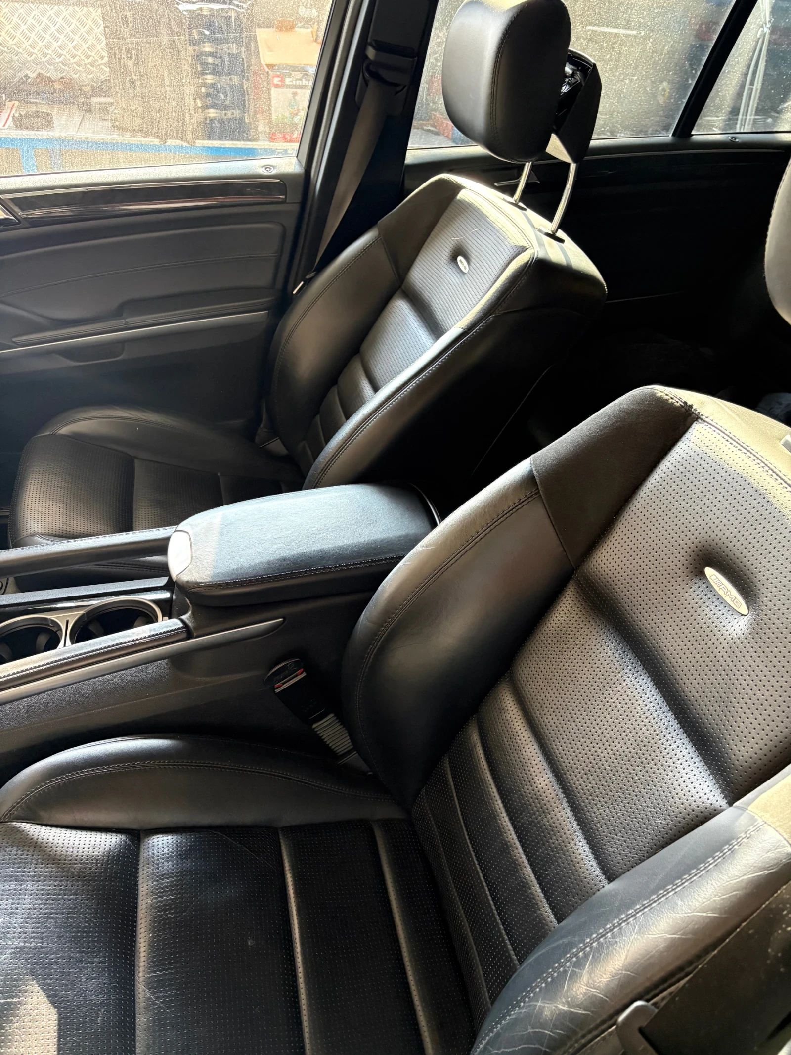 Mercedes-Benz ML 63 AMG, снимка 4 - Автомобили и джипове - 56272729