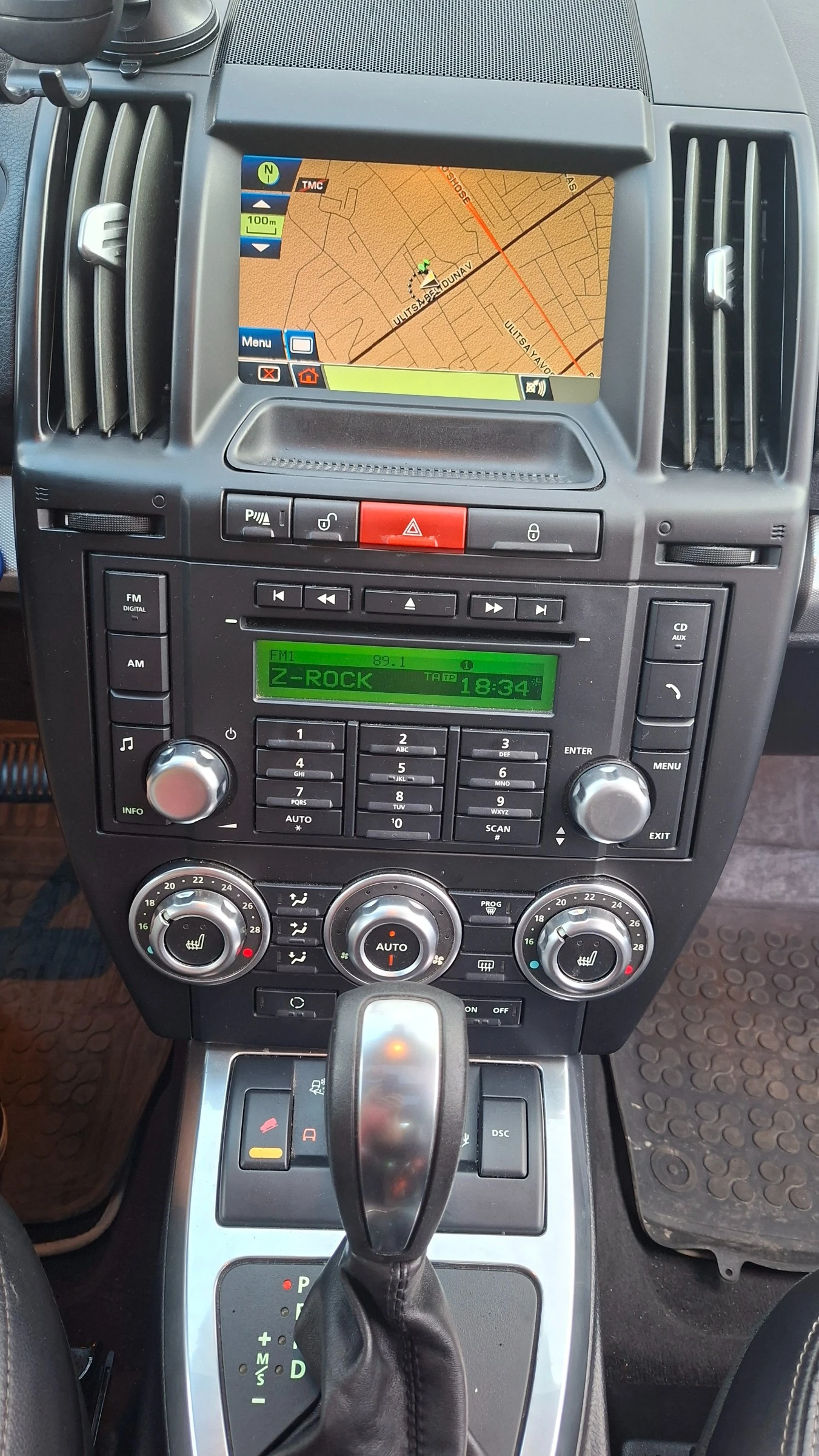 Land Rover Freelander SE, снимка 8 - Автомобили и джипове - 56288751