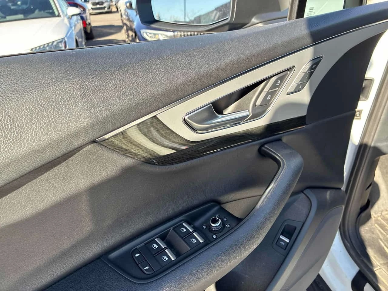 Audi Q7 * Progressiv * CARFAX * ��������� * �������� *  | Mobile.bg � ����������� 12
