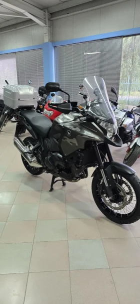     Honda Vfr 1200 Crosturar  !   !