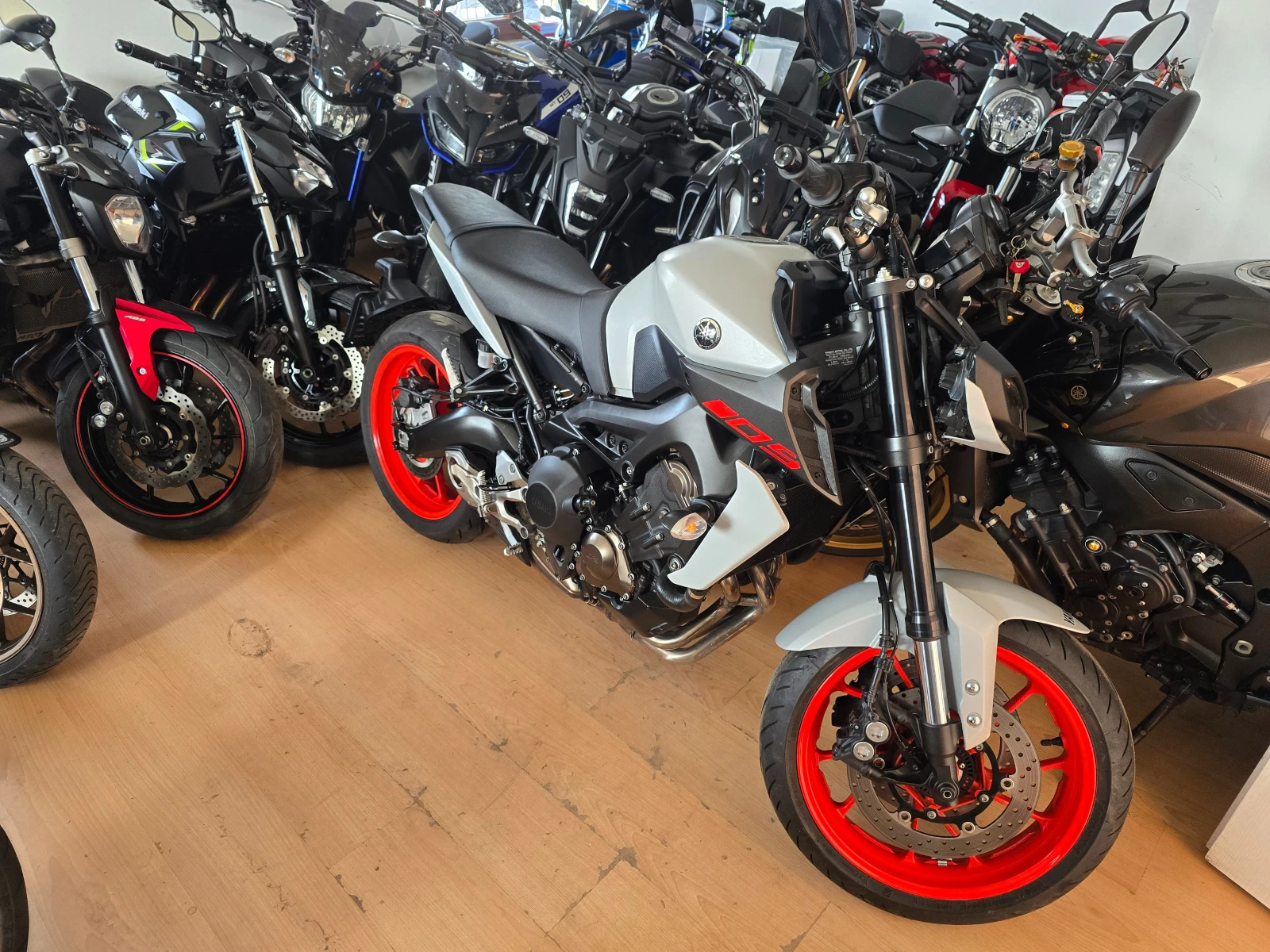 Yamaha Mt-09 ABS TRC 2020 | Mobile.bg � ����������� 12
