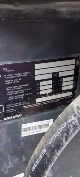 Челен товарач Komatsu WA320-8, снимка 5