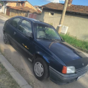Opel Kadett 1.4i, снимка 2