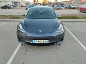 Tesla Model 3 SR+  1