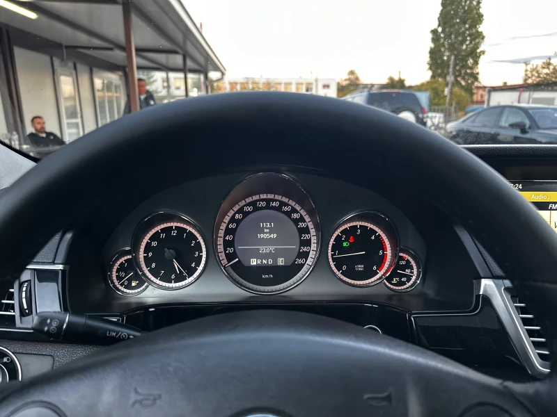 Mercedes-Benz E 220 CDI 177к.с AVANTGARDE, снимка 13 - Автомобили и джипове - 47599323