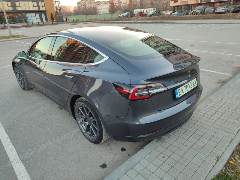 Tesla Model 3 SR+ , снимка 7 - Автомобили и джипове - 49425174