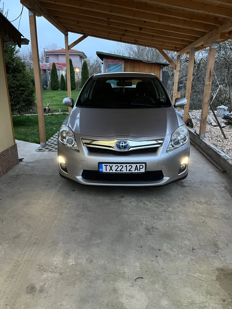 Toyota Auris 1.8 Hybrid , снимка 3 - Автомобили и джипове - 49557462