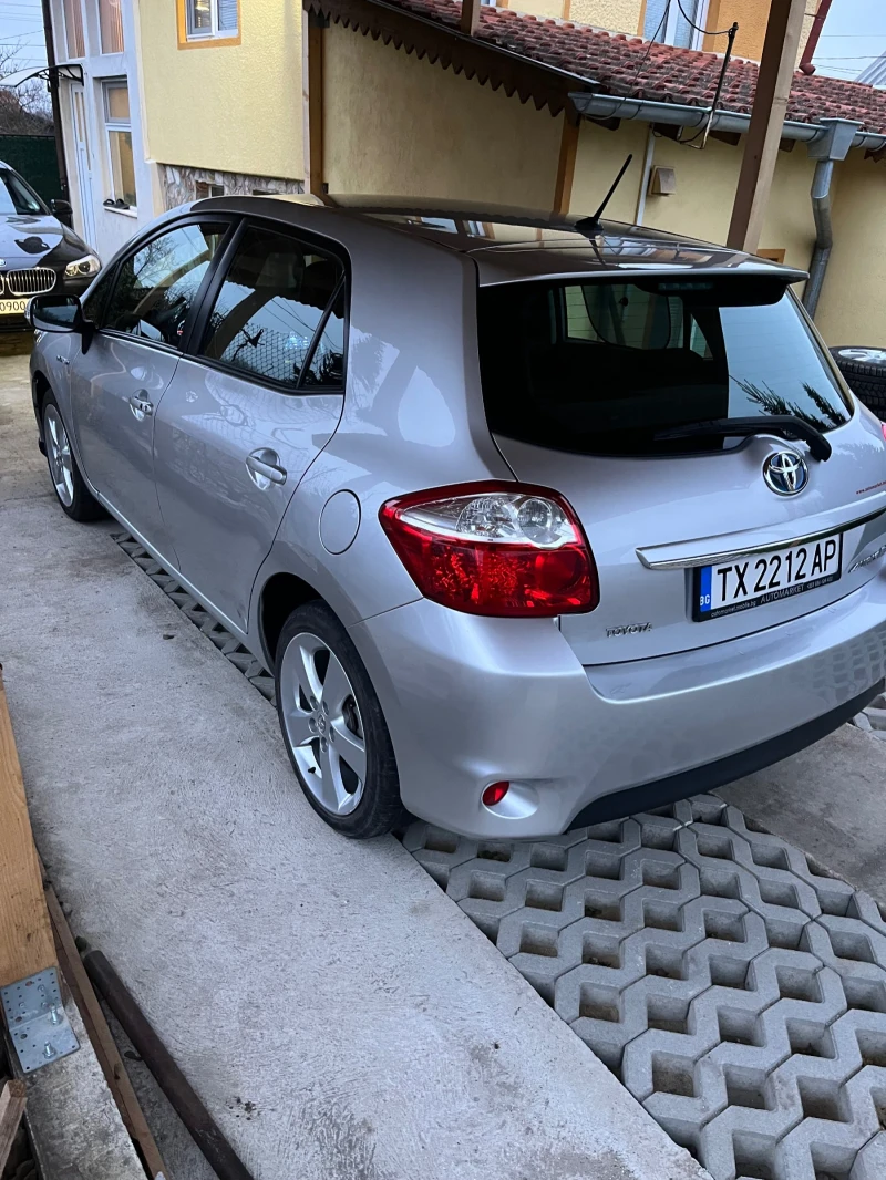 Toyota Auris 1.8 Hybrid , снимка 5 - Автомобили и джипове - 49557462