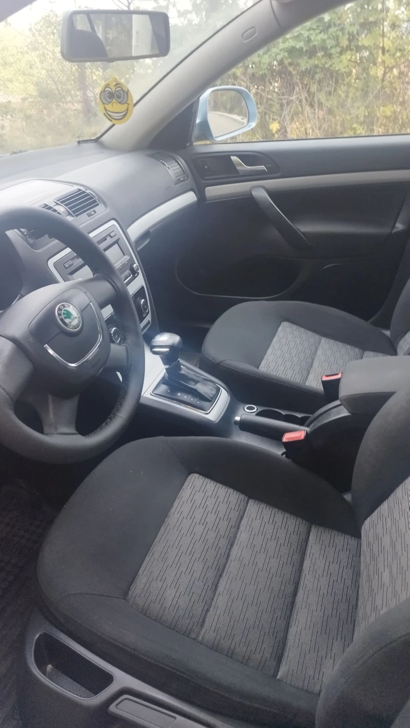 Skoda Octavia, снимка 14 - Автомобили и джипове - 51851629