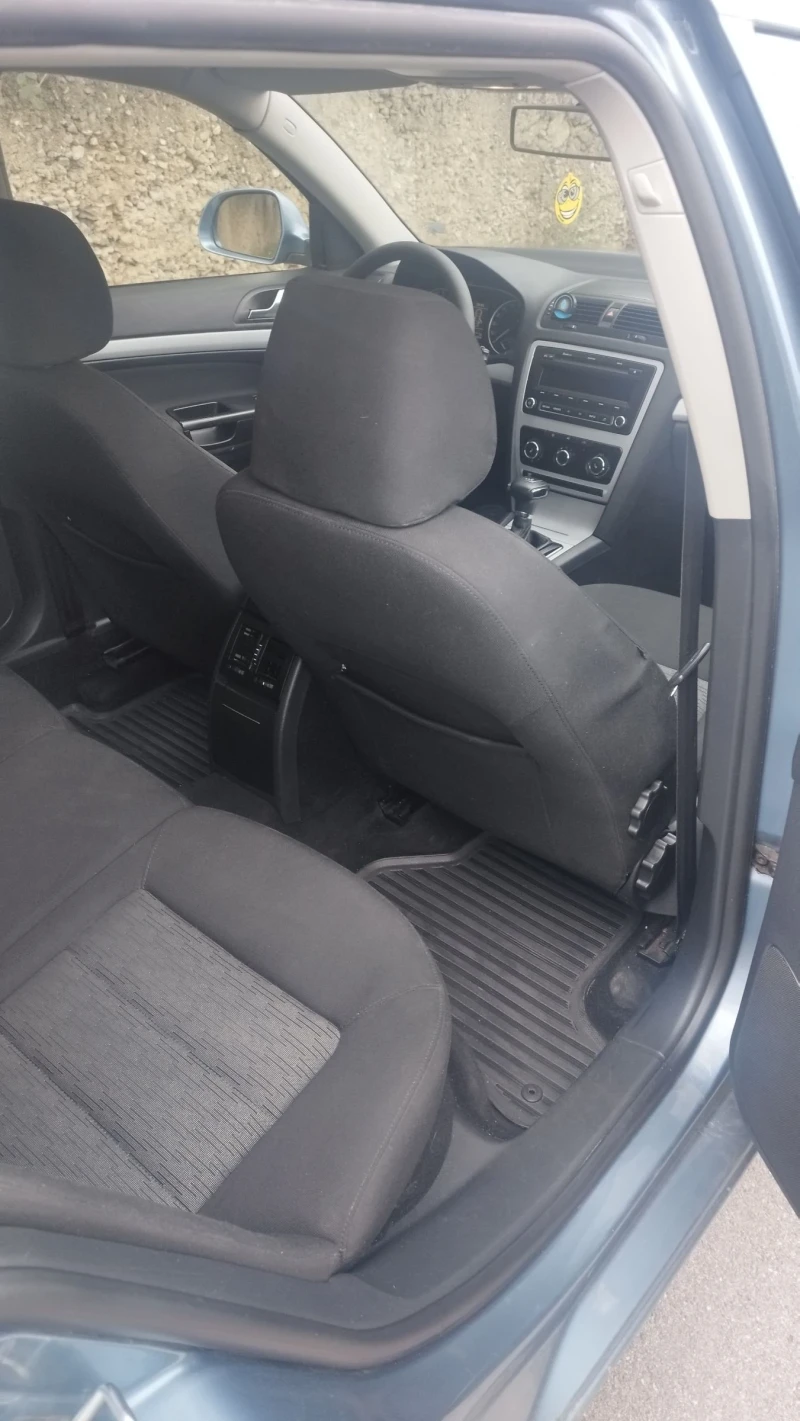 Skoda Octavia, снимка 9 - Автомобили и джипове - 51851629