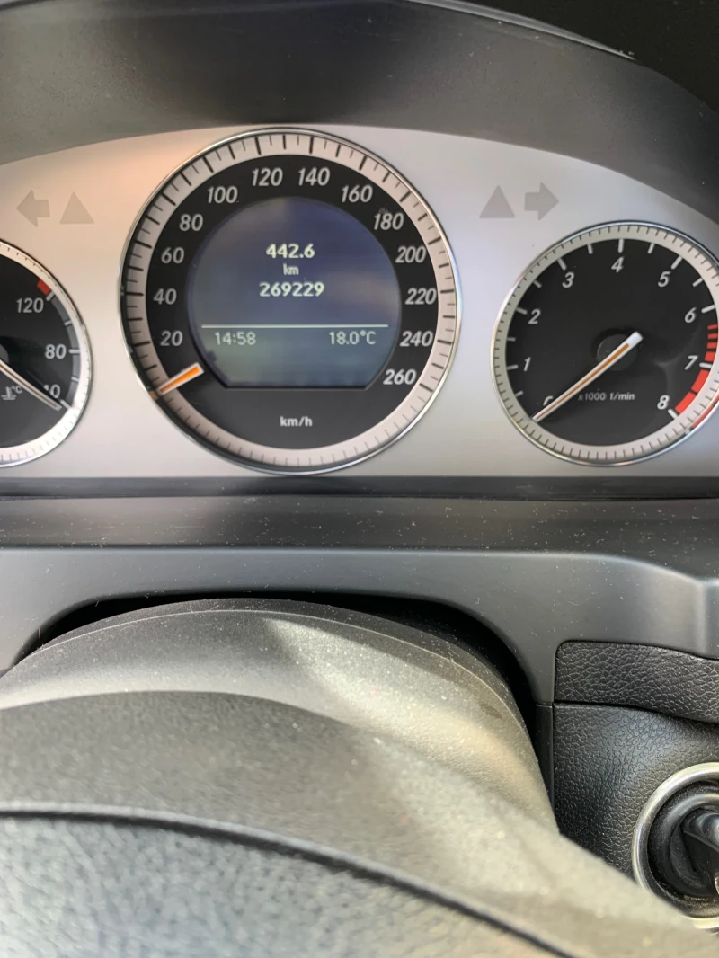 Mercedes-Benz C 280, снимка 15 - Автомобили и джипове - 52544082