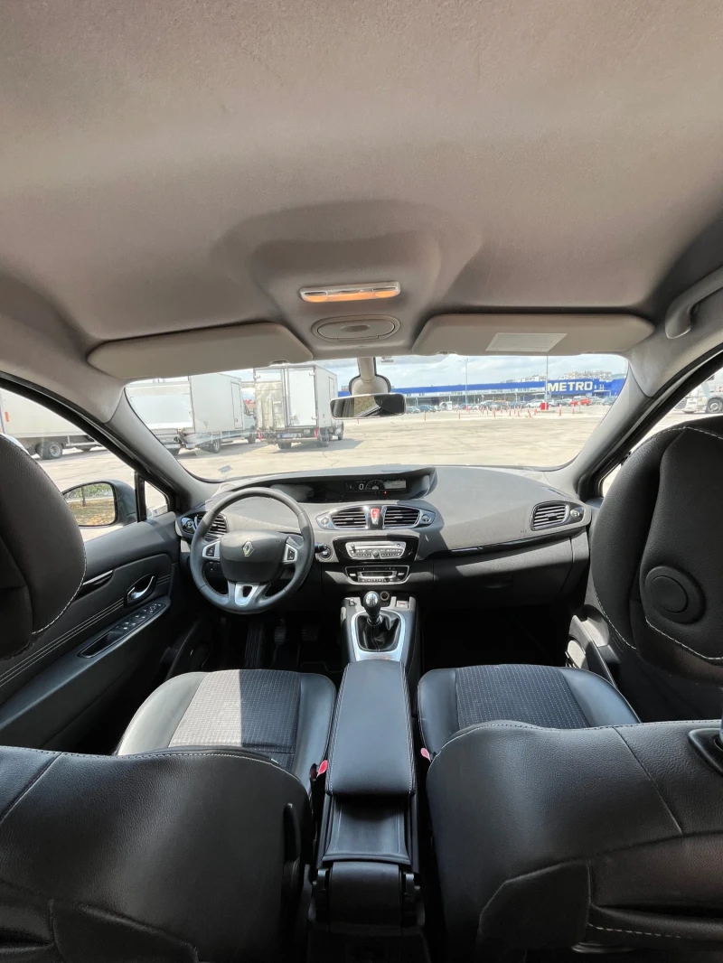 Renault Grand scenic, снимка 15 - Автомобили и джипове - 52511146