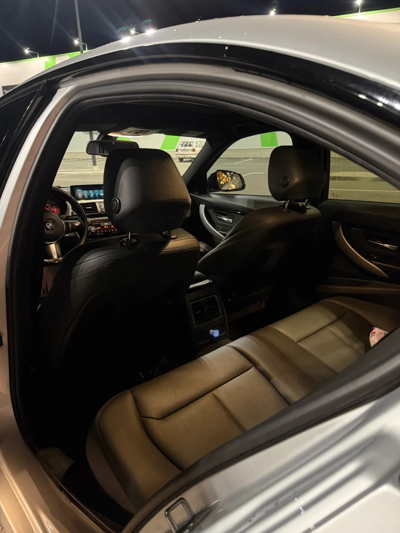 BMW 318 XDRIVE M PACK , снимка 15 - Автомобили и джипове - 53091468