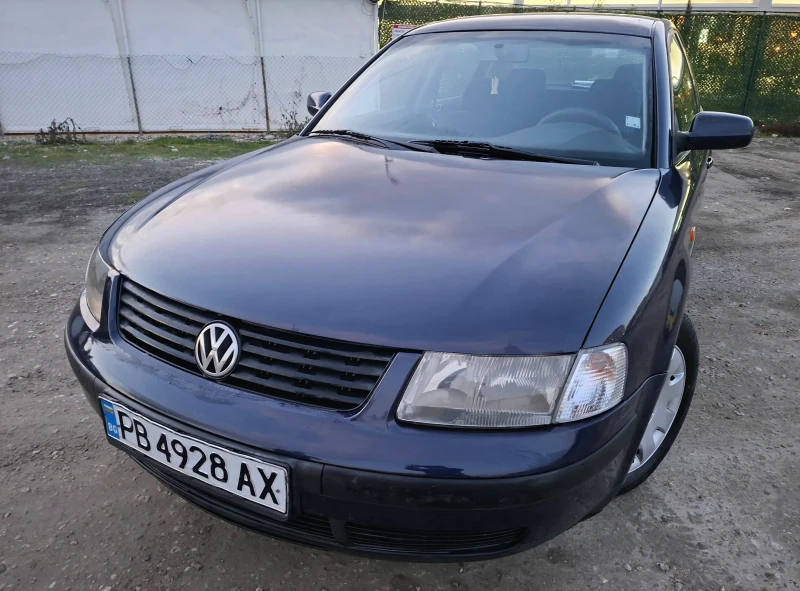 VW Passat 1.6 Газ Клима, снимка 2 - Автомобили и джипове - 53168516