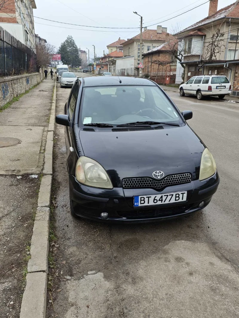 Toyota Yaris 1.3, снимка 9 - Автомобили и джипове - 53233875