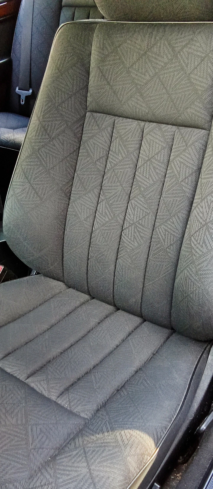 Mercedes-Benz 124 Е200, снимка 7 - Автомобили и джипове - 55088478
