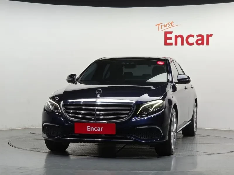 Mercedes-Benz E 300 300 Exclusive , снимка 3 - Автомобили и джипове - 55136885