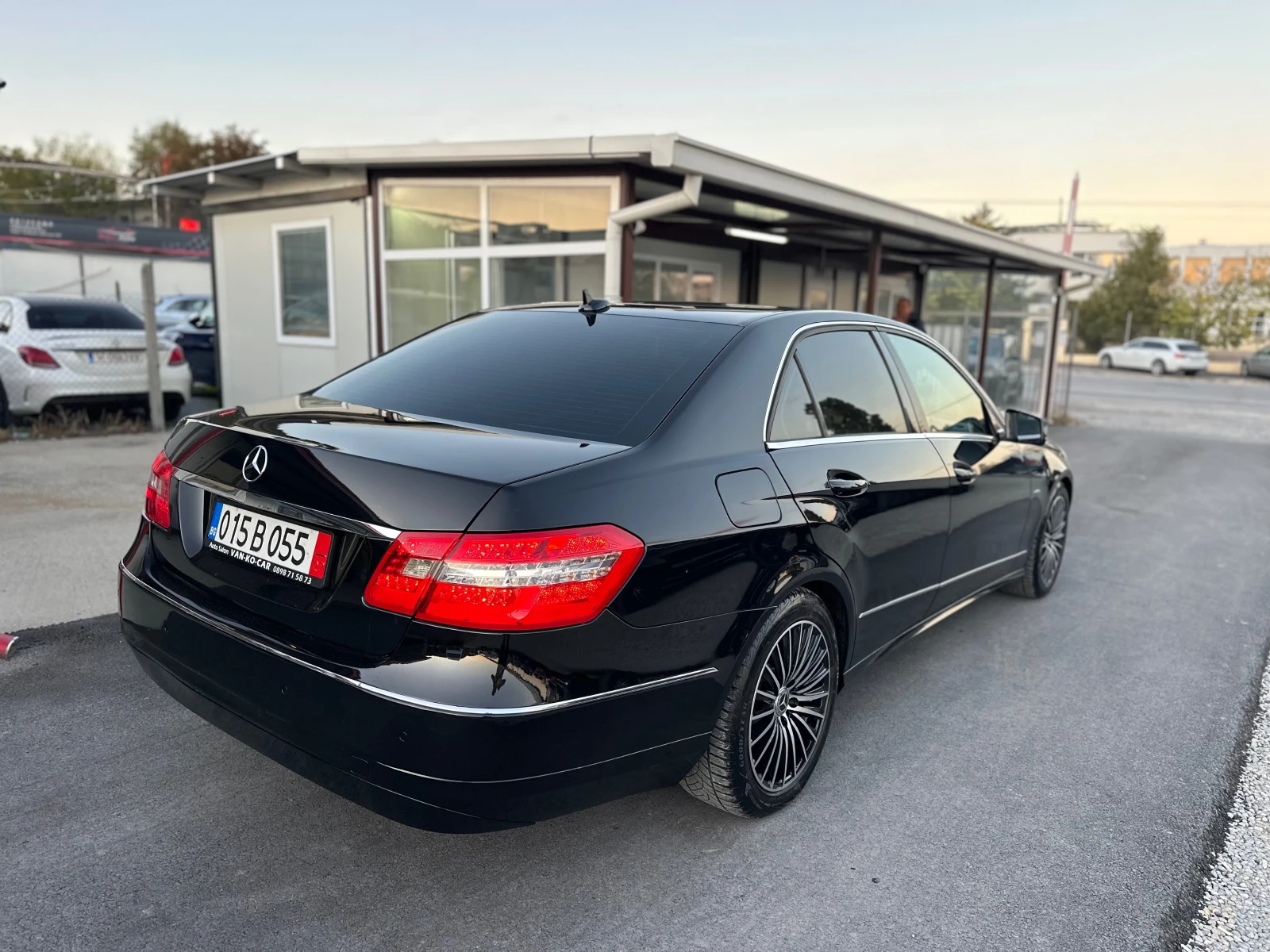 Mercedes-Benz E 220 CDI 177к.с AVANTGARDE - изображение 2