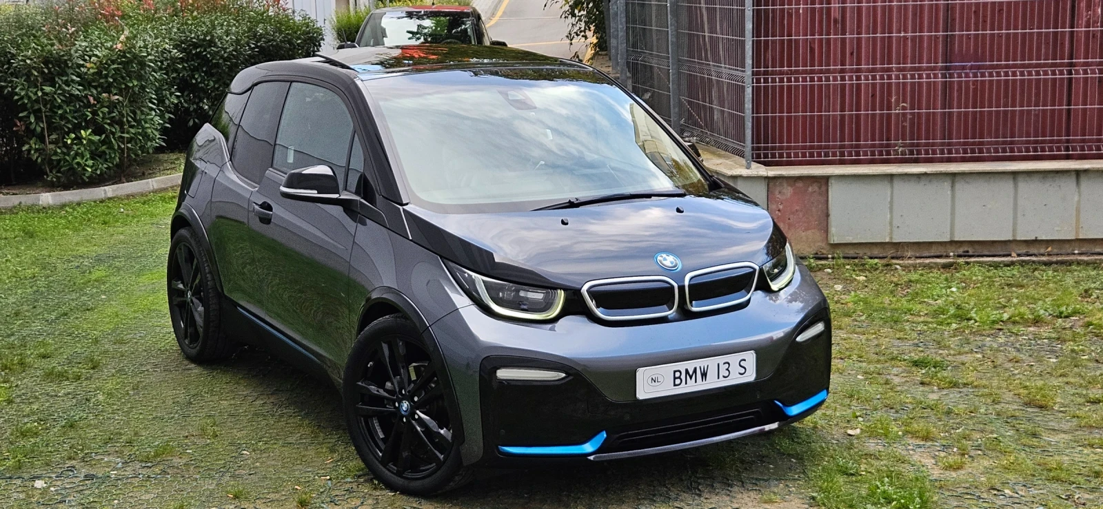 BMW i3 S Performance, кожа, дистроник , Панорама, Harman - изображение 3