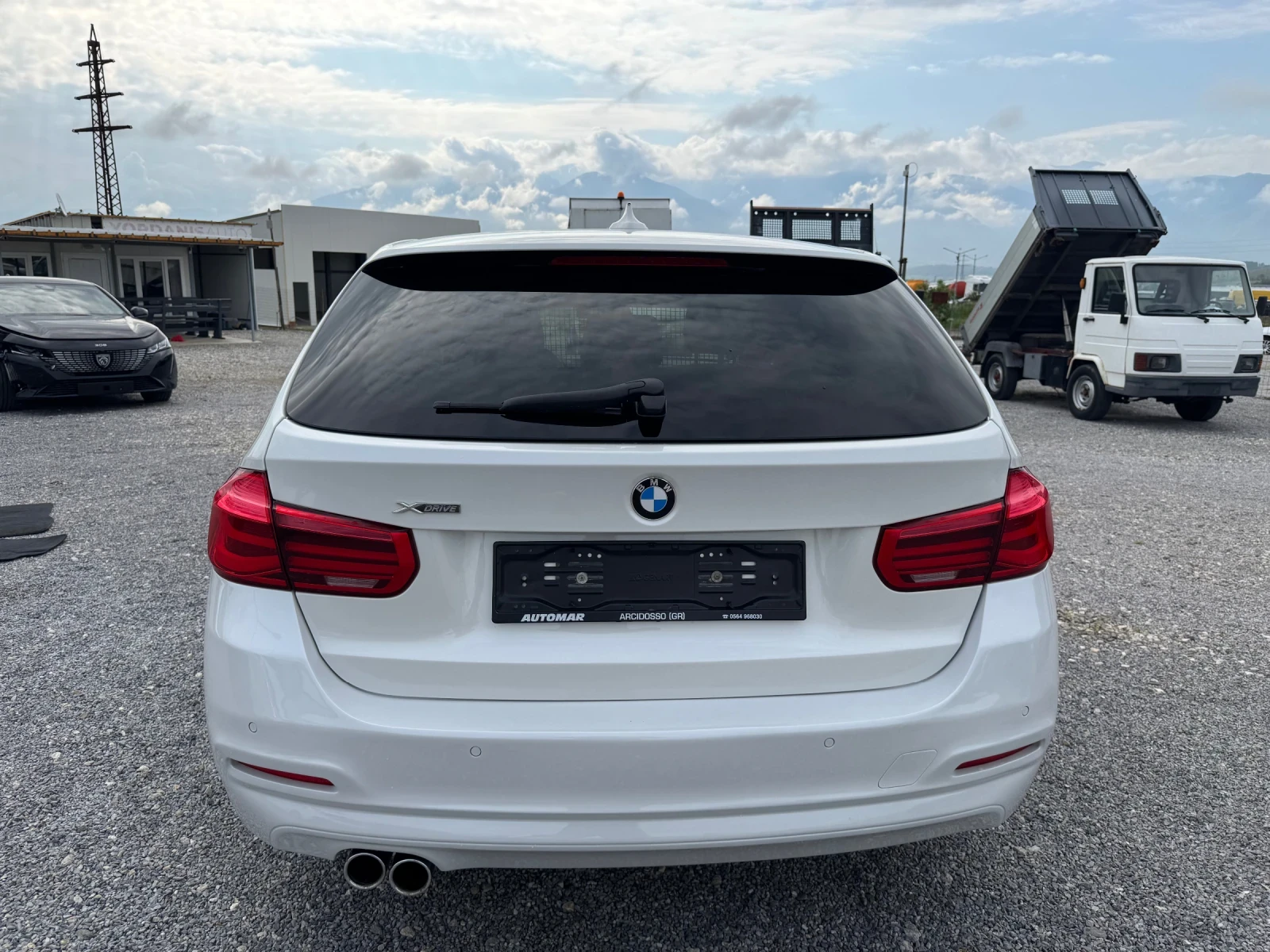 BMW 320  - изображение 4