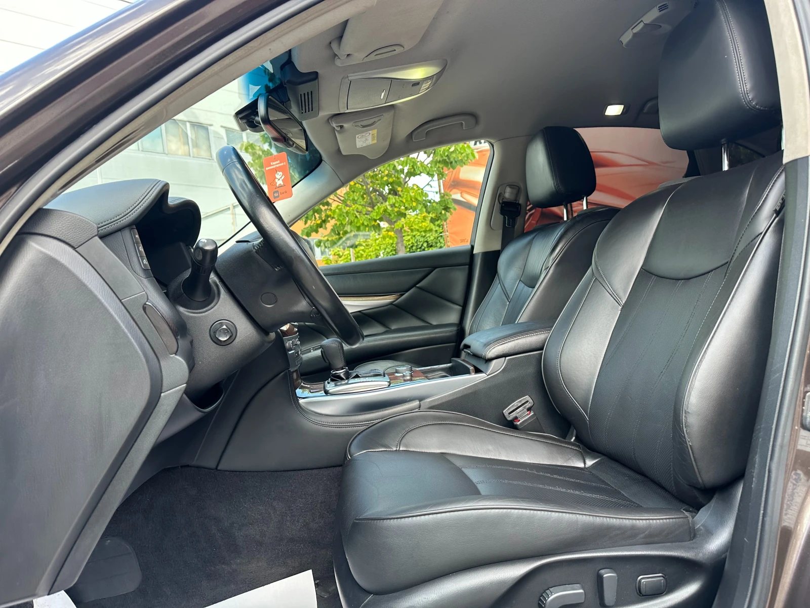 Infiniti Q70 2.2d 170 к.с. - изображение 8