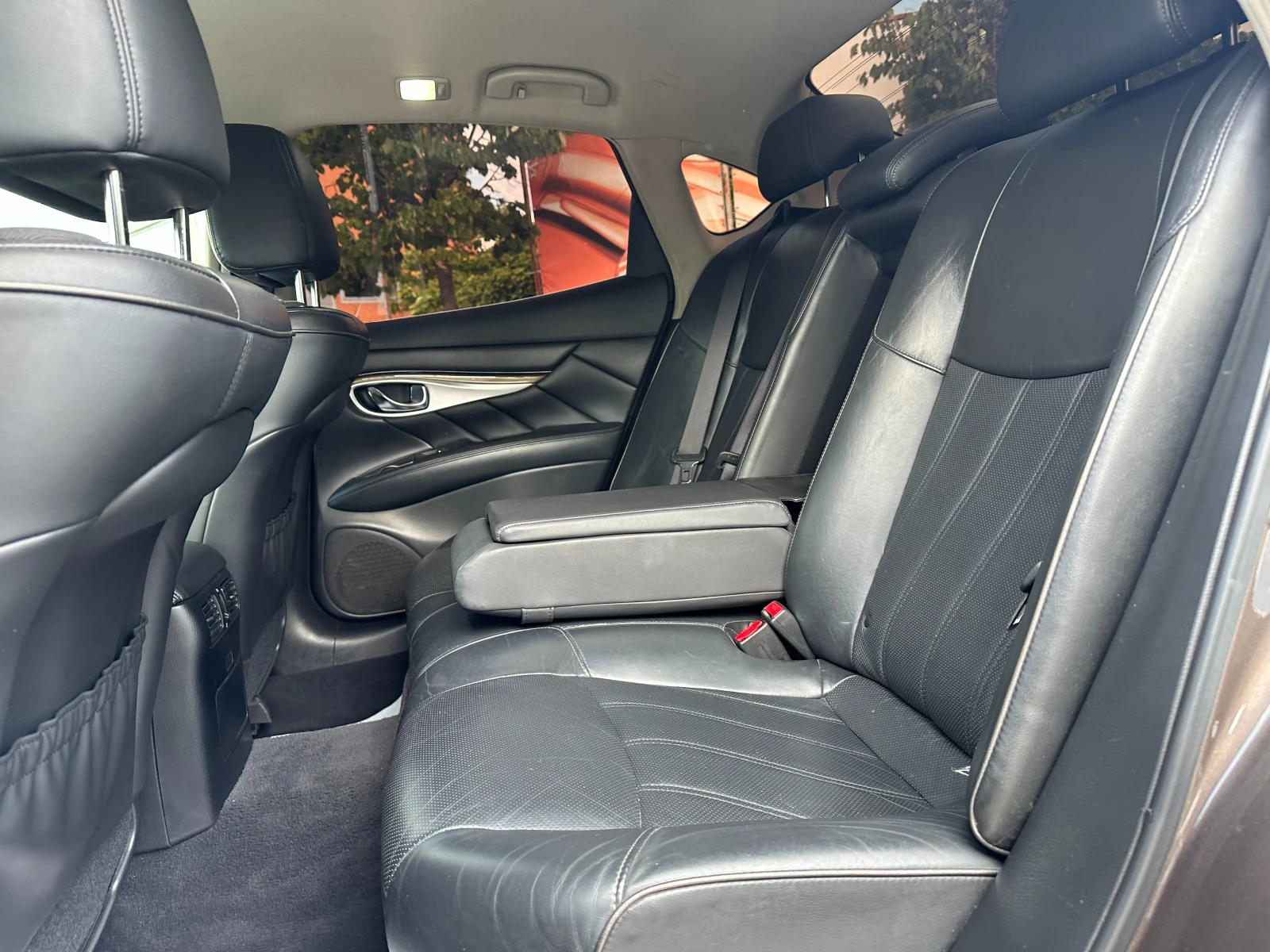 Infiniti Q70 2.2d 170 к.с. - изображение 9