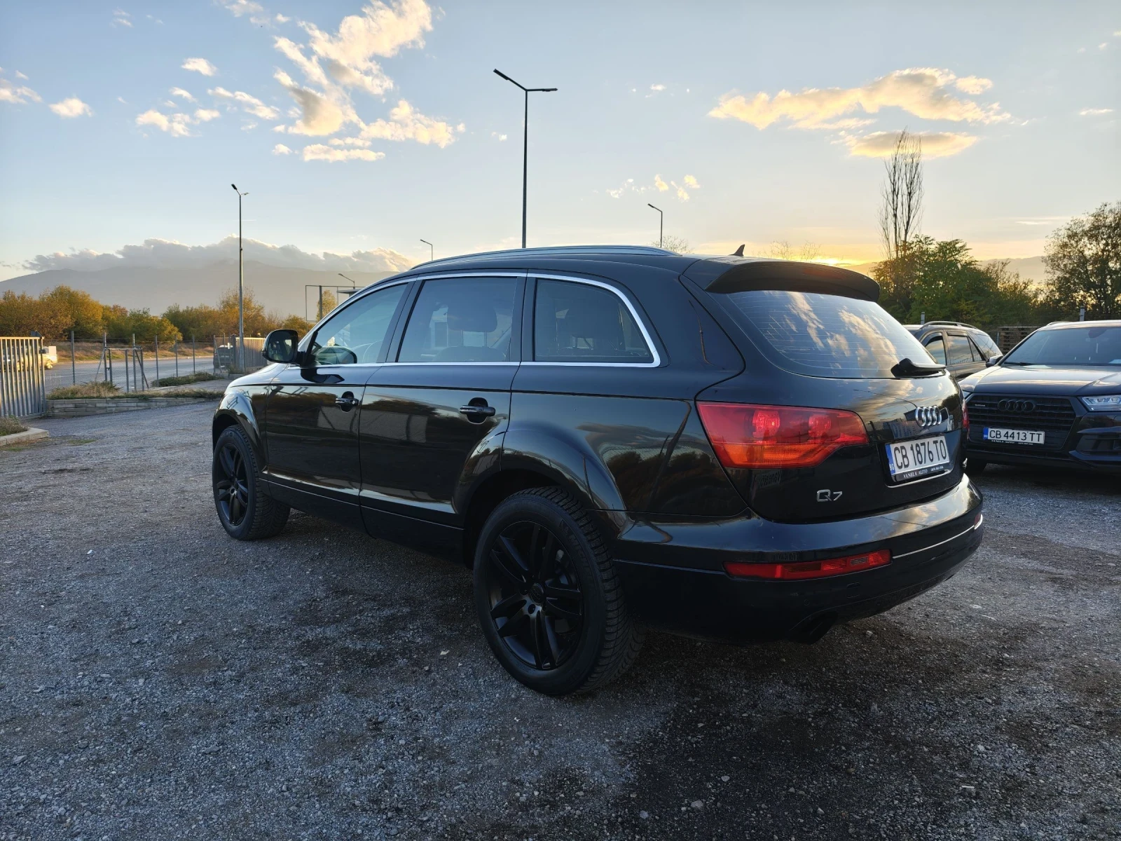 Audi Q7 S line 7м FULL - изображение 7