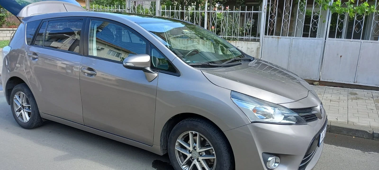 Toyota Verso  - изображение 9