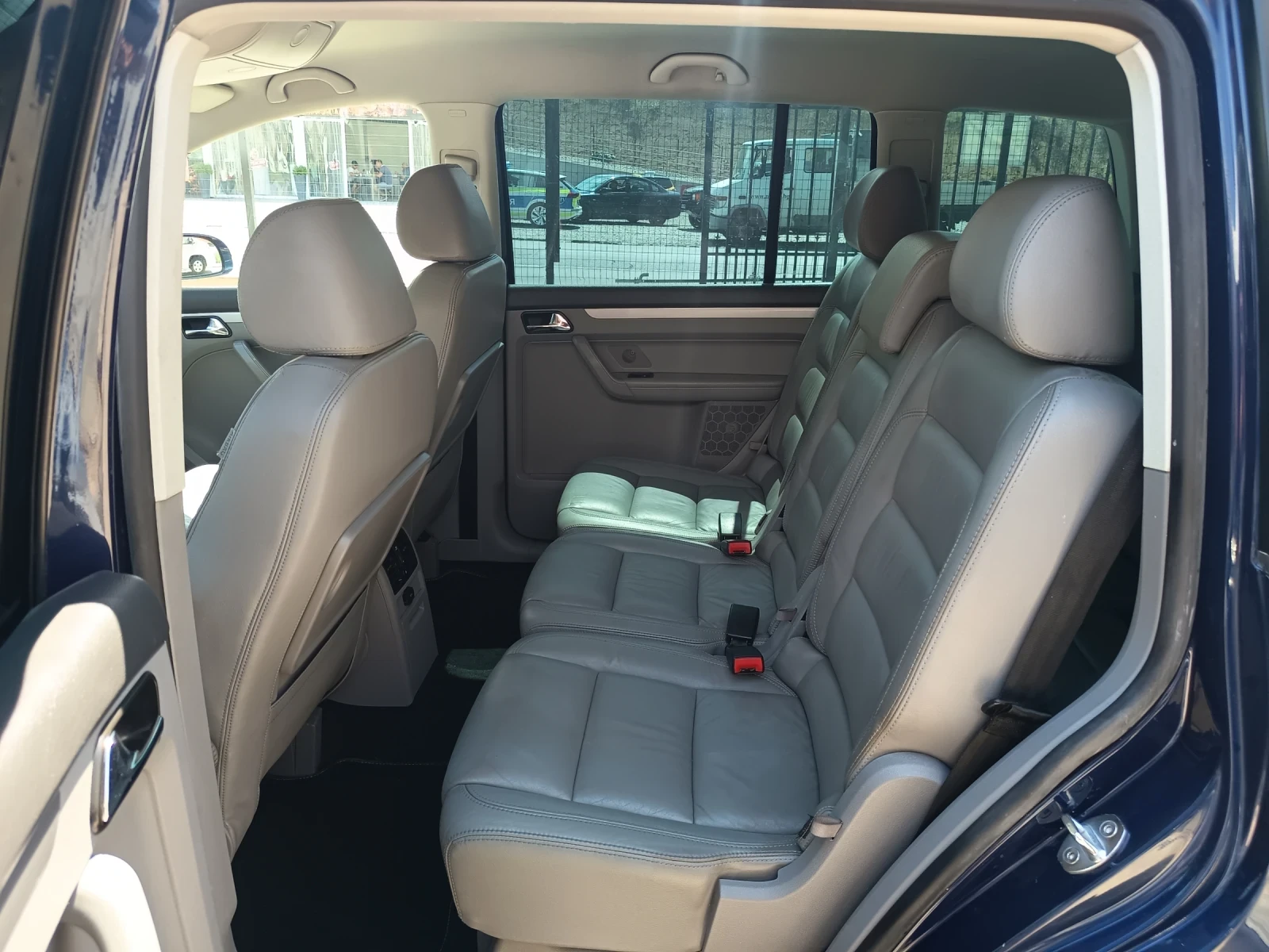 VW Touran 2.0tdi - изображение 10
