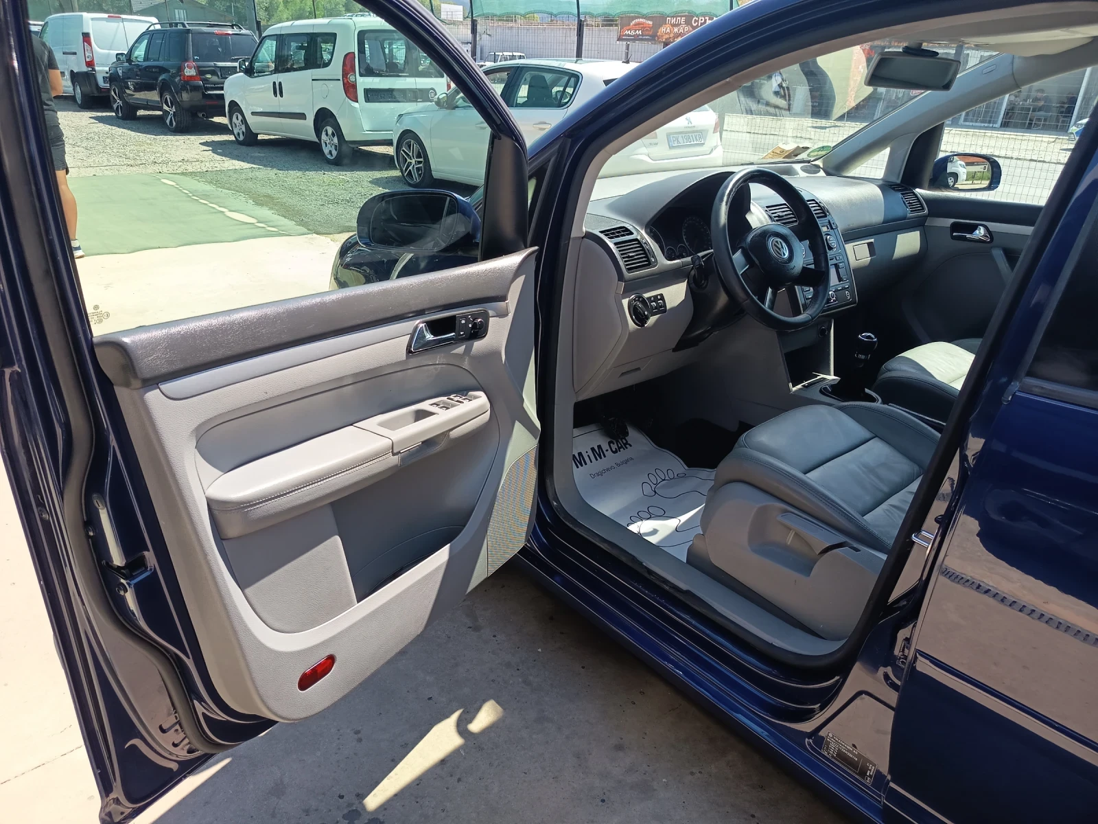 VW Touran 2.0tdi - изображение 9