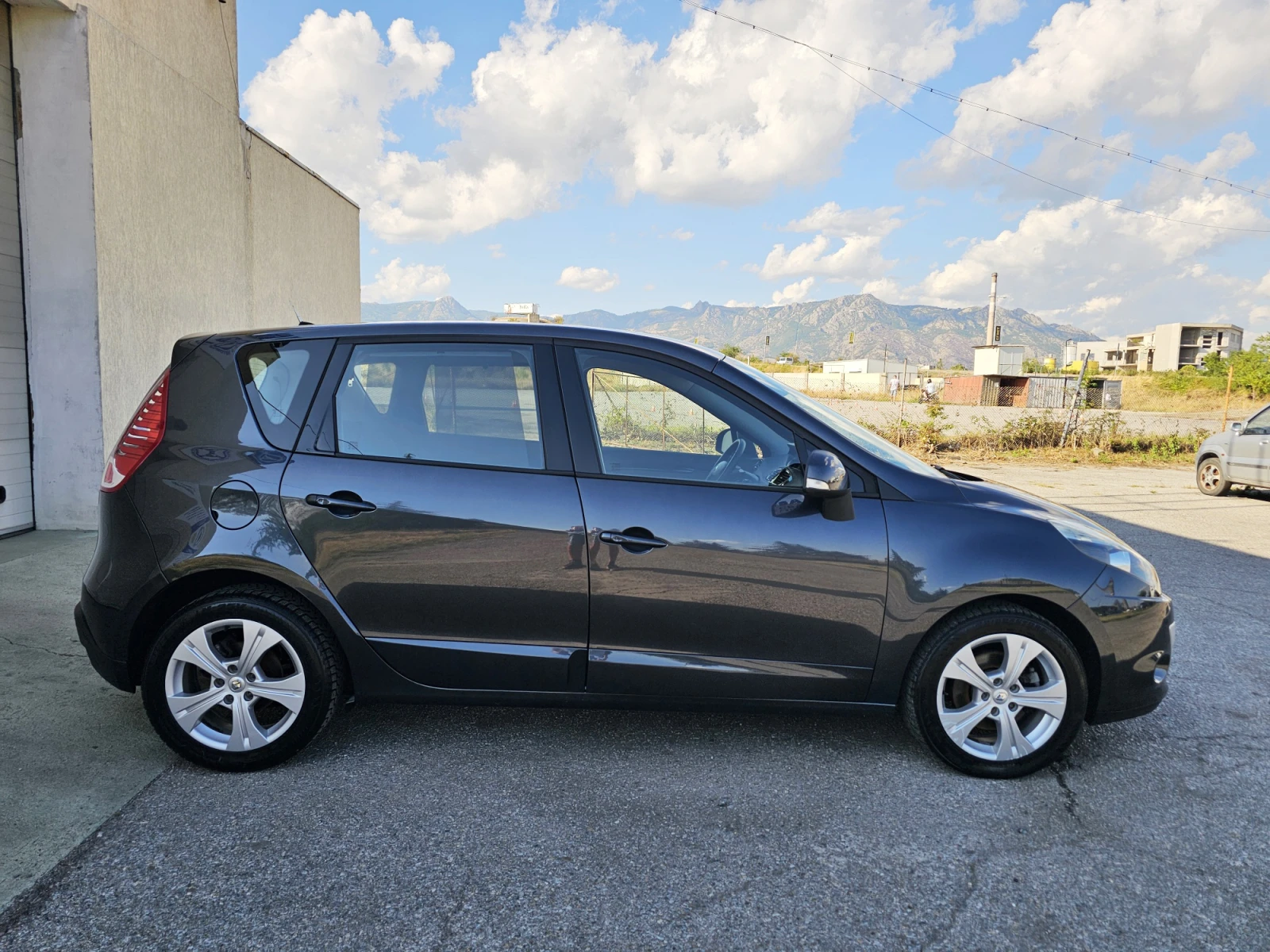 Renault Scenic 1.5 XMOD* NAVI* CAMERA - изображение 8