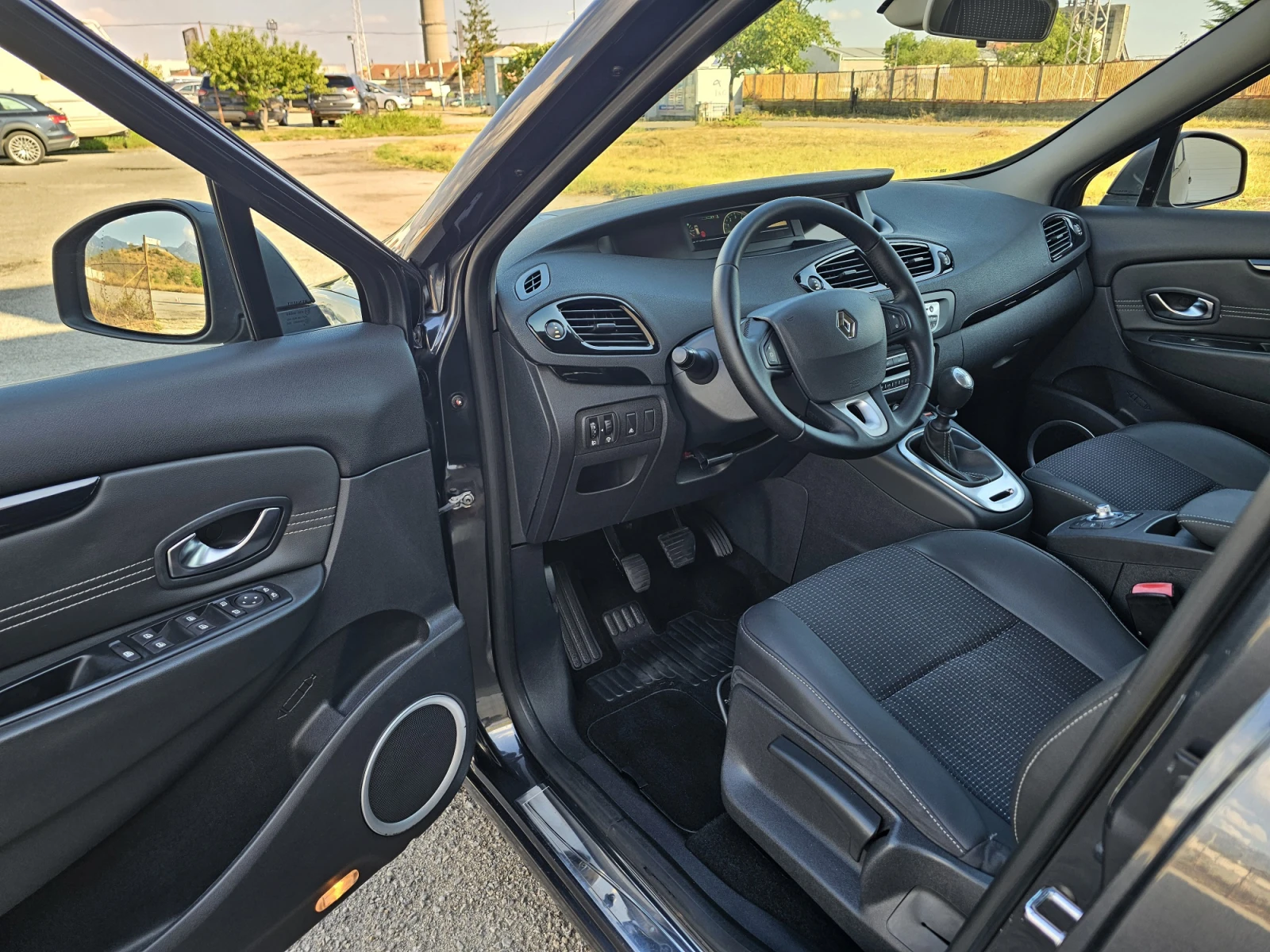 Renault Scenic 1.5 XMOD* NAVI* CAMERA - изображение 9