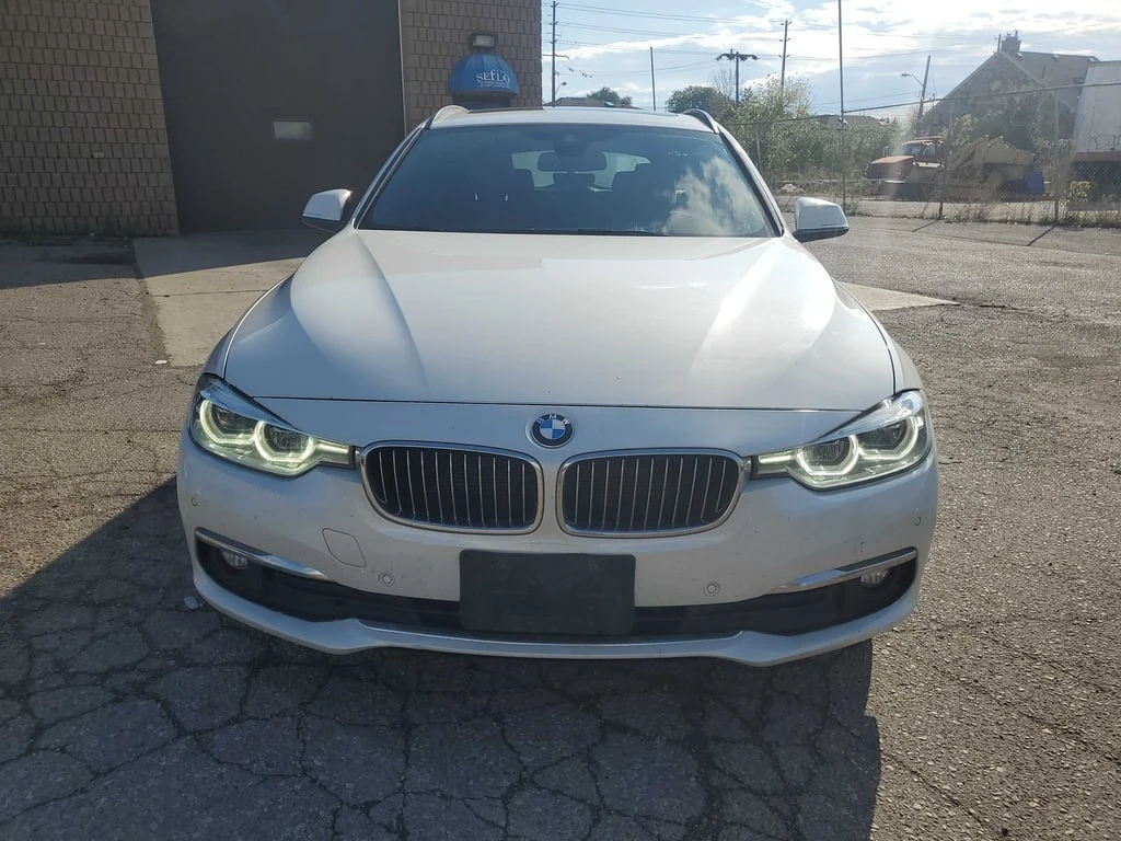 BMW 328 * 4dr Touring Wagon 328d xDrive AWD * CARFAX *  - изображение 6