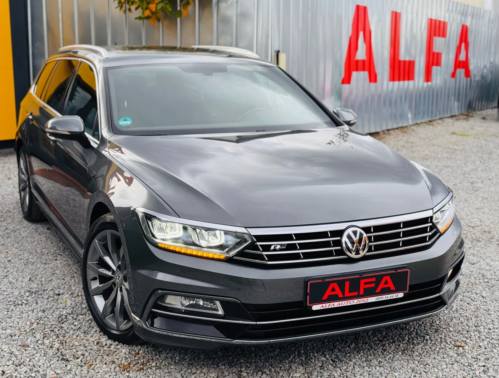 VW Passat 2.0d/R-LINE/4 MOTION/DIGITAL/КАМЕРА/ДИСТРOНИК/НОВА - изображение 4