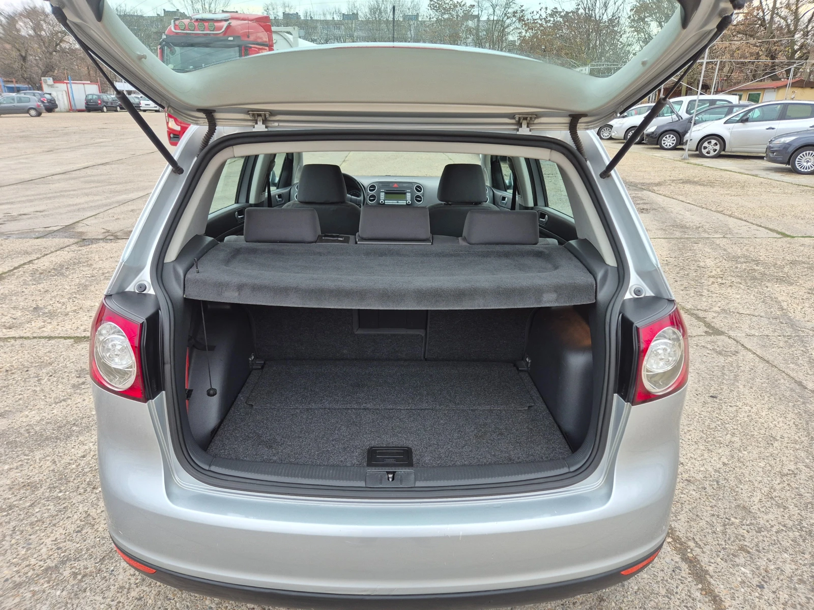 VW Golf Plus 1.9TDI-Италия - изображение 10