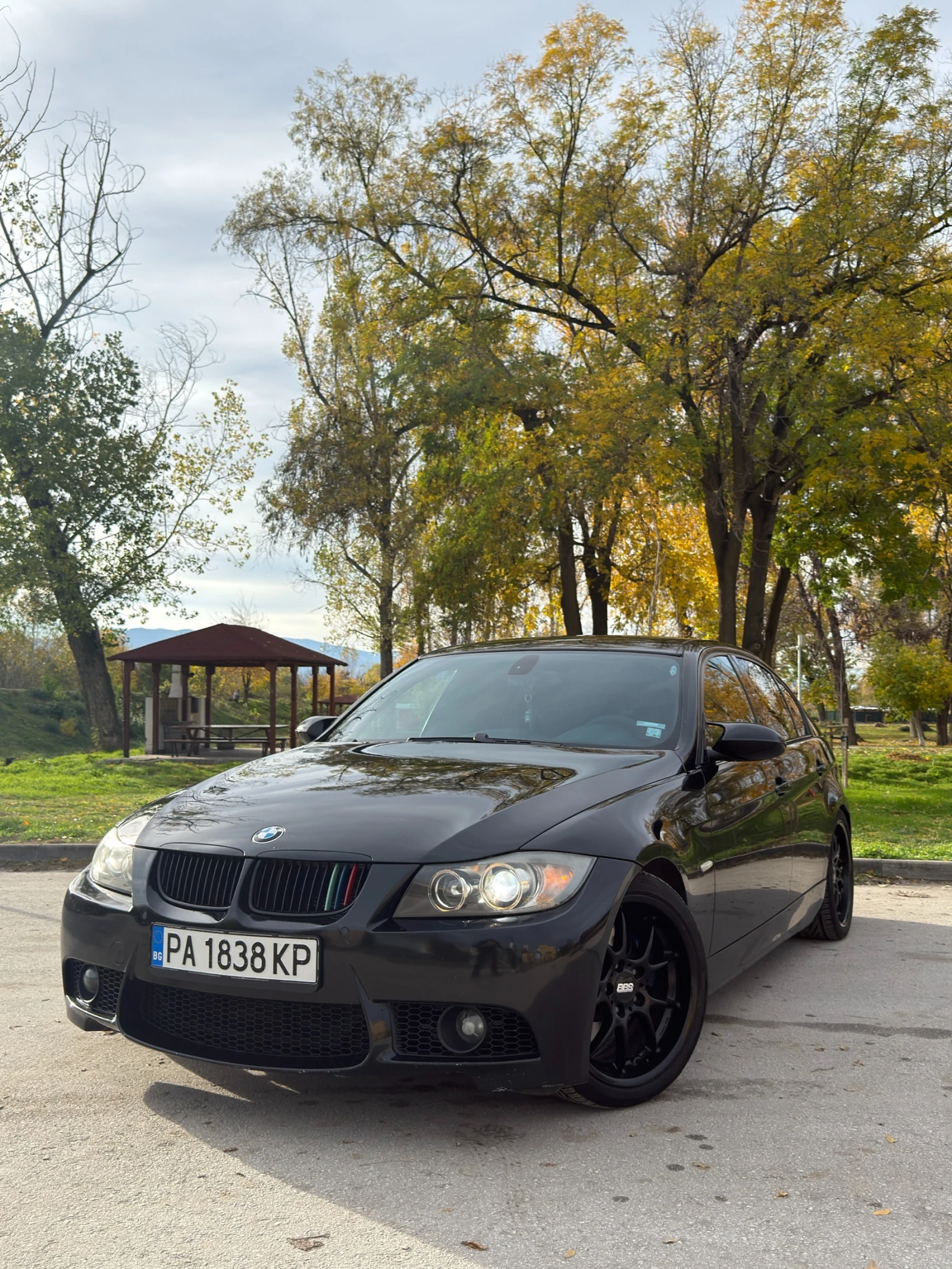 BMW 330 i | Mobile.bg � ����������� 1