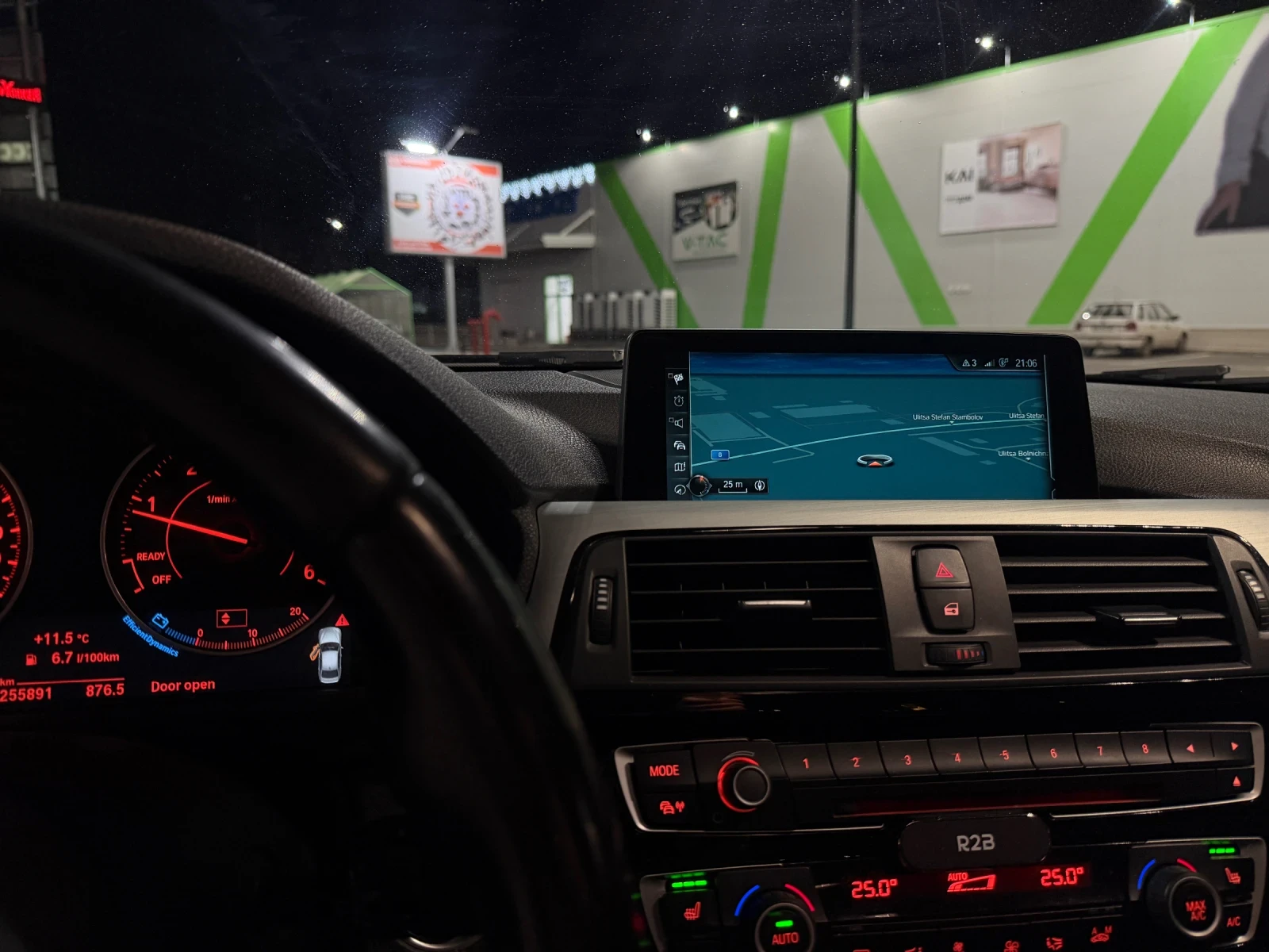 BMW 318 XDRIVE M PACK  - изображение 8