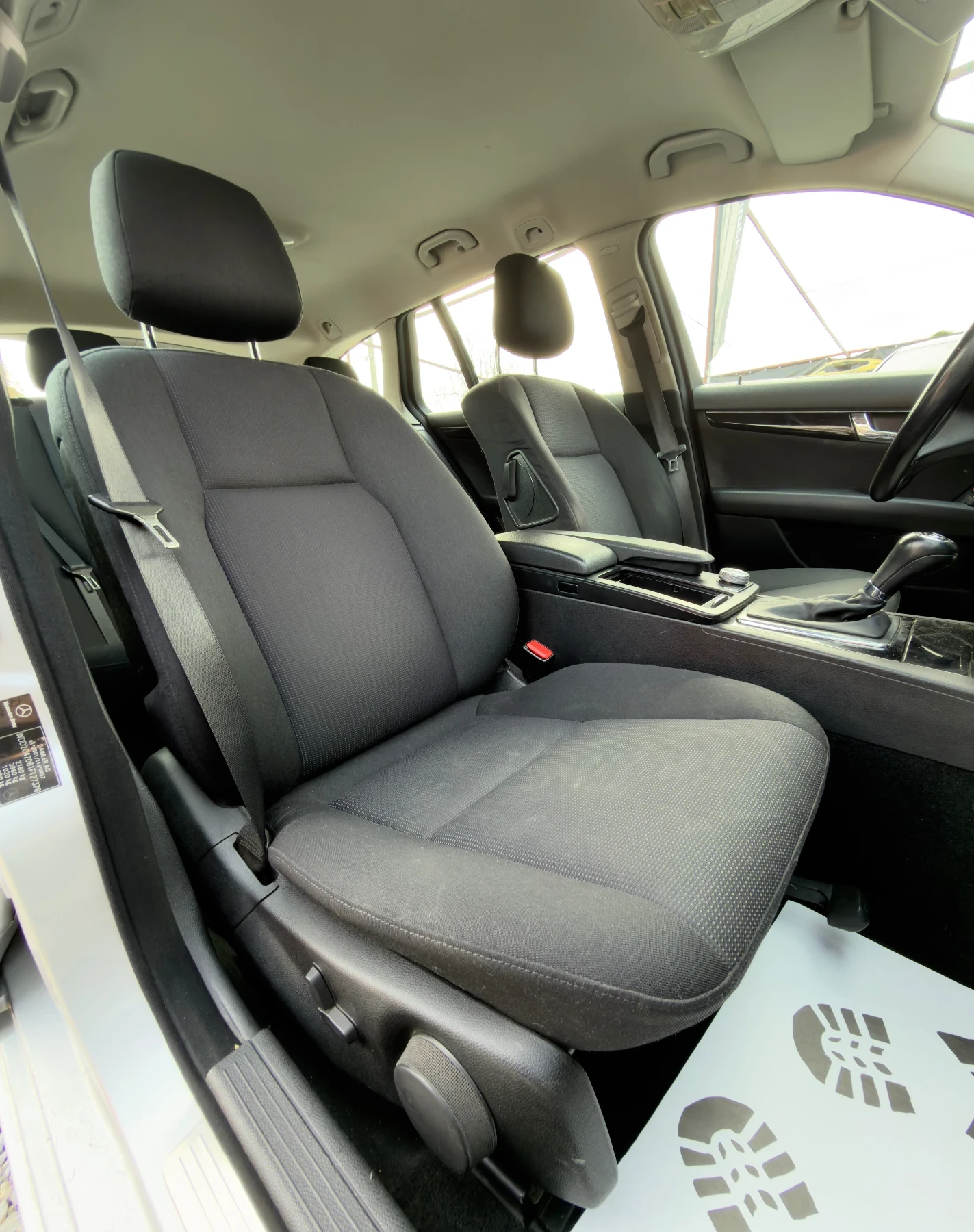 Mercedes-Benz C 220 170HP* AUTOMATIC* TOP* СОБСТВЕН ЛИЗИНГ, снимка 8 - Автомобили и джипове - 53708744