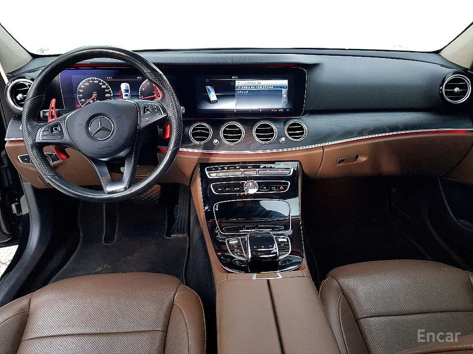 Mercedes-Benz E 300 4MATIC FACE AMG PACK* HEAD-UP* 360 CAM* ОБДУХВАНЕ*, снимка 7 - Автомобили и джипове - 53987637