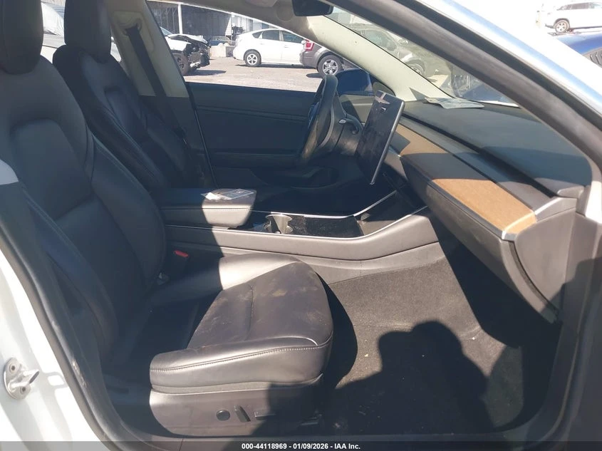 Tesla Model 3 Long Range AWD * Kрайна цена до БГ* , снимка 5 - Автомобили и джипове - 54172323