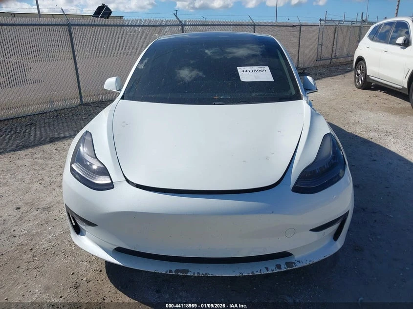 Tesla Model 3 Long Range AWD * Kрайна цена до БГ* , снимка 12 - Автомобили и джипове - 54172323