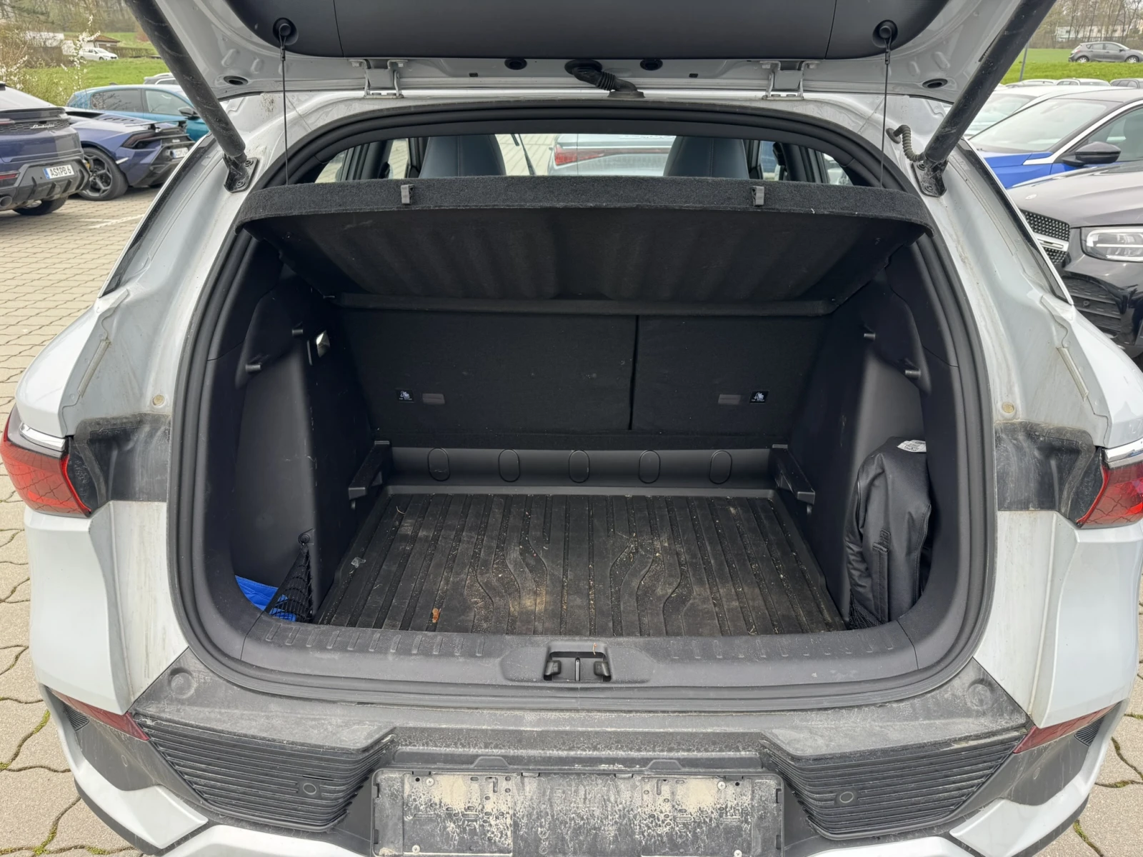 BYD Atto3 60 kWh Design, снимка 12 - Автомобили и джипове - 54268012