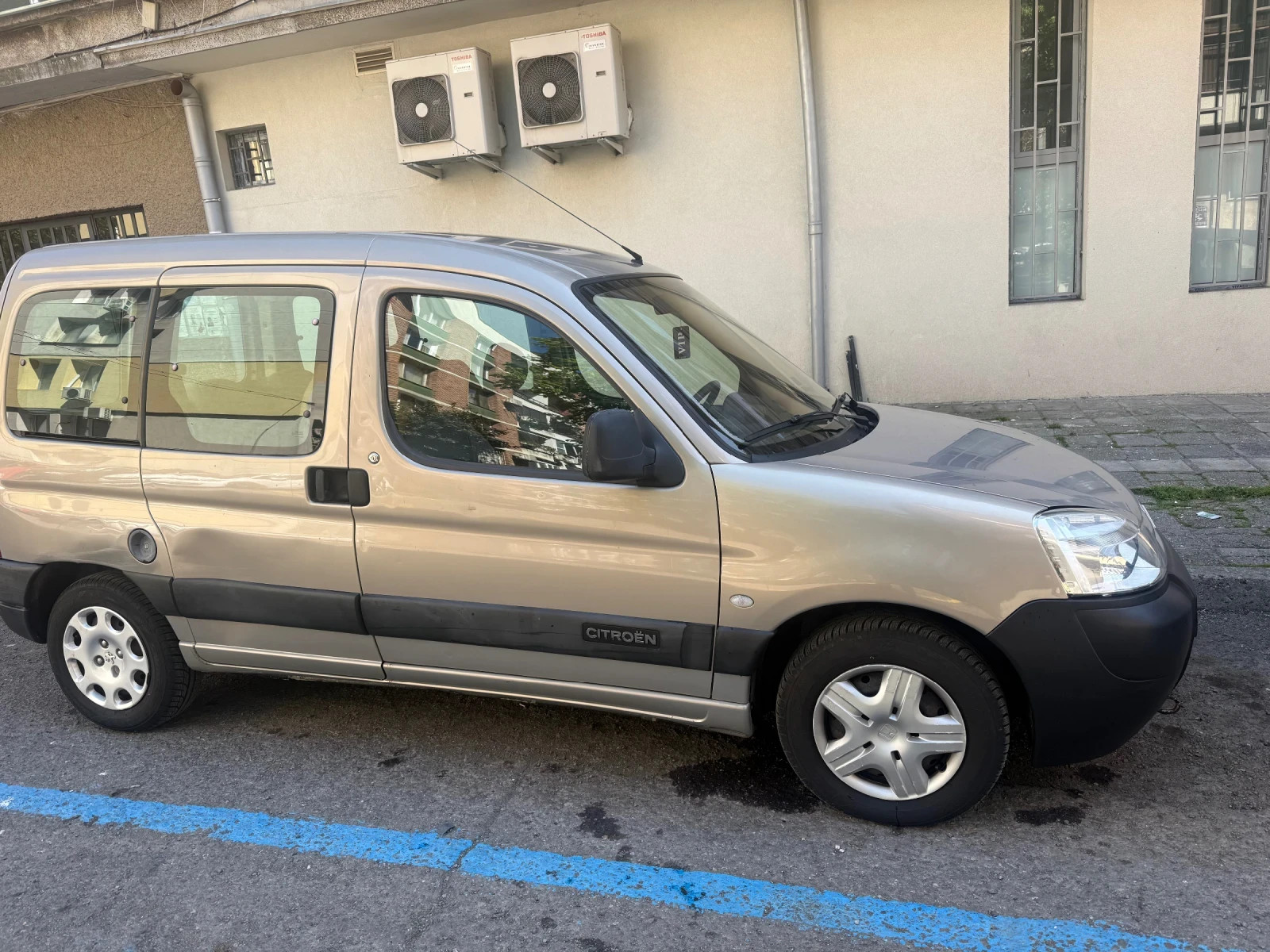 Citroen Berlingo, снимка 5 - Автомобили и джипове - 54440297
