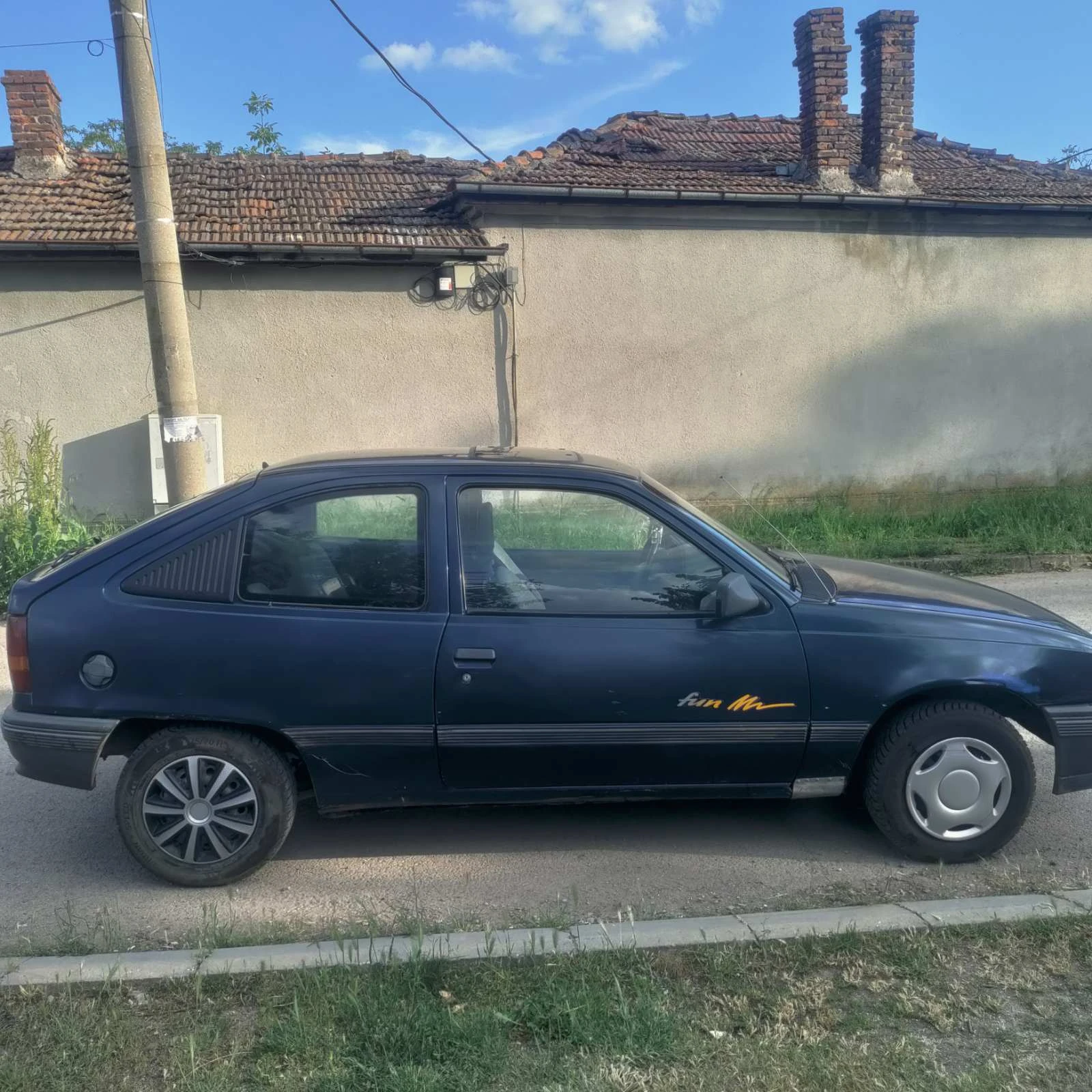 Opel Kadett 1.4i, снимка 3 - Автомобили и джипове - 54643056