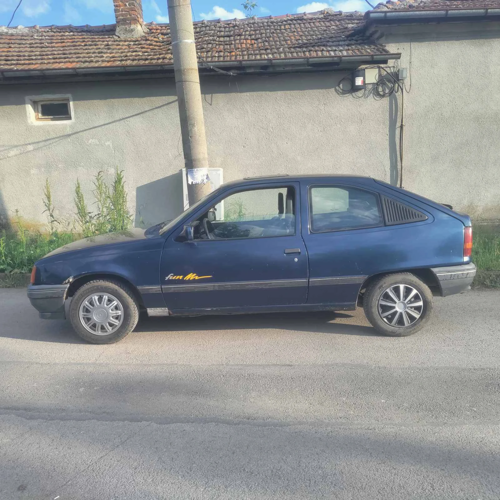 Opel Kadett 1.4i, снимка 6 - Автомобили и джипове - 54643056