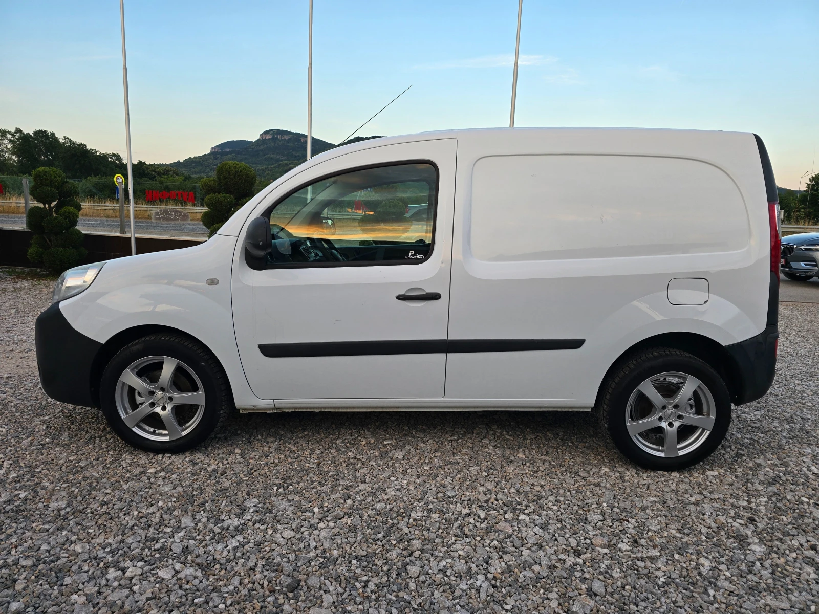 Renault Kangoo 1, 5 DCI !! НОВ ВНОС !!!, снимка 2 - Автомобили и джипове - 54986794