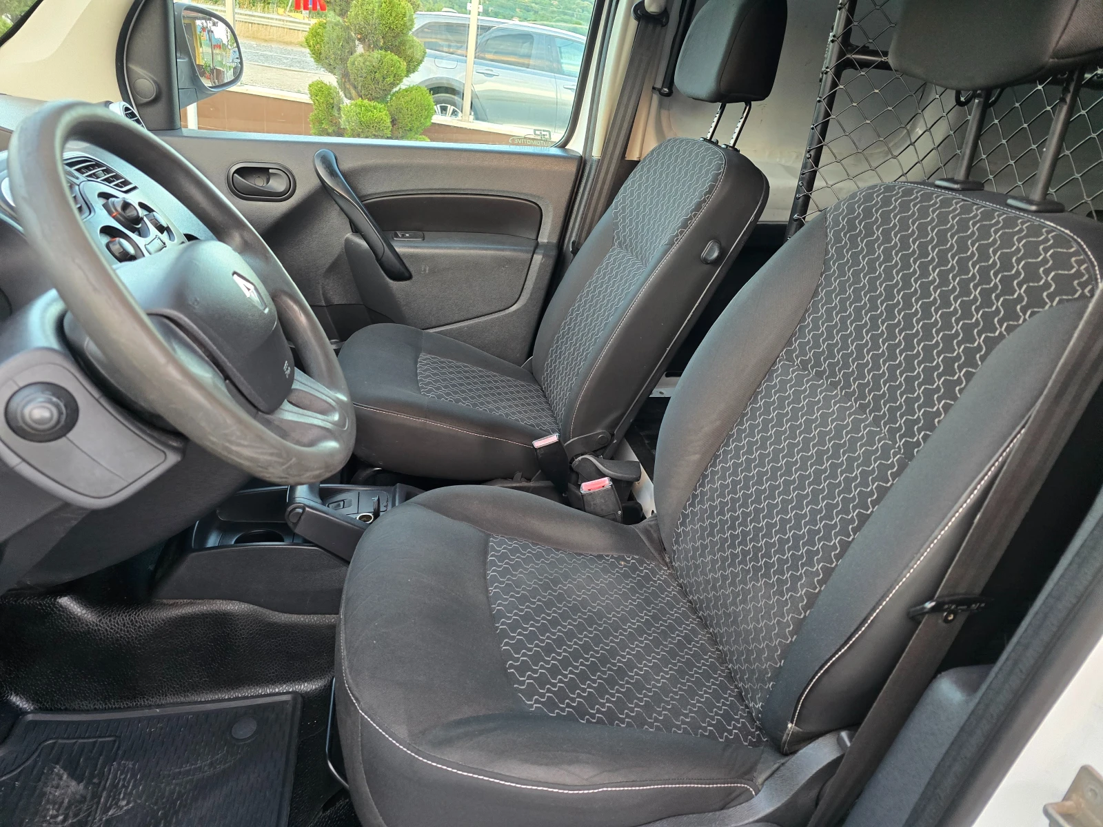 Renault Kangoo 1, 5 DCI !! НОВ ВНОС !!!, снимка 10 - Автомобили и джипове - 54986794